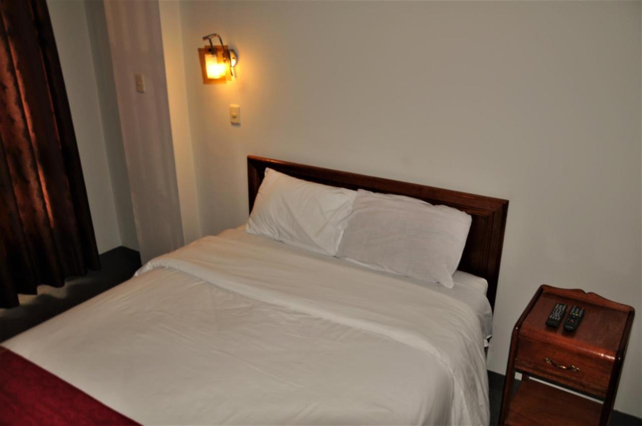 Cesar'S Hotel Peru Пуно Екстер'єр фото